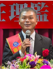 李坤煌